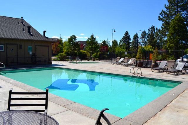 61041 Chamomile Place, Bend, OR 97702