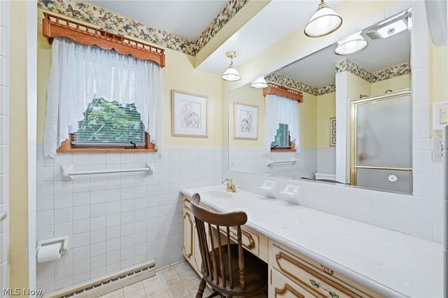 7207 Lee Road NE, Brookfield, OH 44403