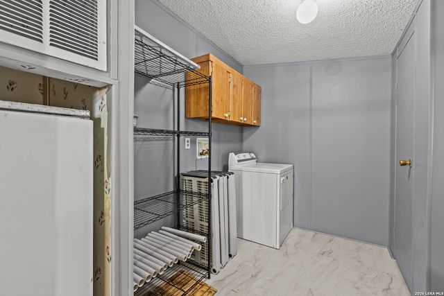 157 County Road 157, Floresville, TX 78114