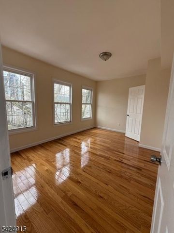 672 Irvine Turner Blvd, Newark City, NJ 07112