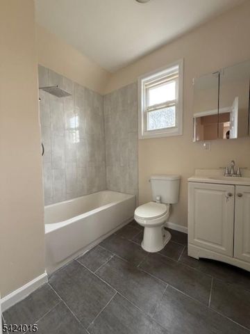 672 Irvine Turner Blvd, Newark City, NJ 07112
