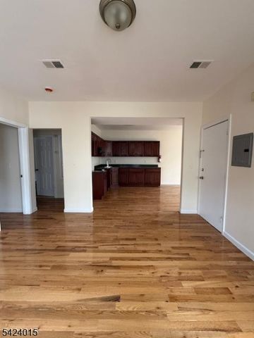 672 Irvine Turner Blvd, Newark City, NJ 07112
