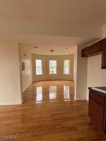 672 Irvine Turner Blvd, Newark City, NJ 07112
