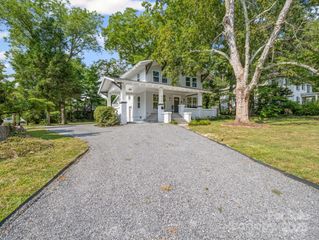 616 W Marion Street, Shelby, NC 28150