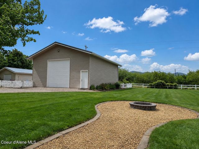 2104 W Evening Star RD, Post Falls, ID 83854