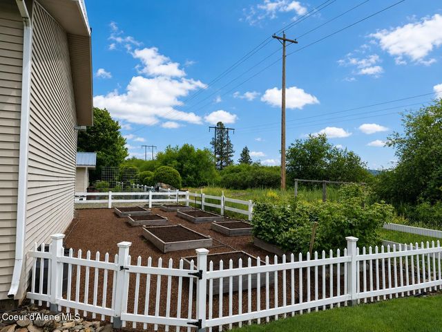 2104 W Evening Star RD, Post Falls, ID 83854