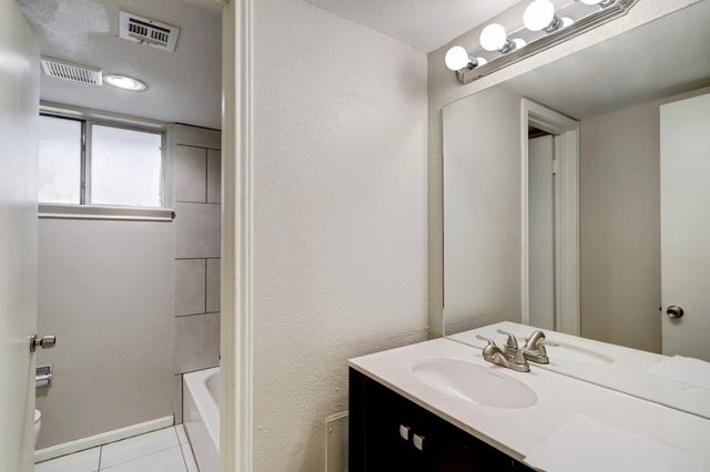 2403 Tinechester Drive, Humble, TX 77339