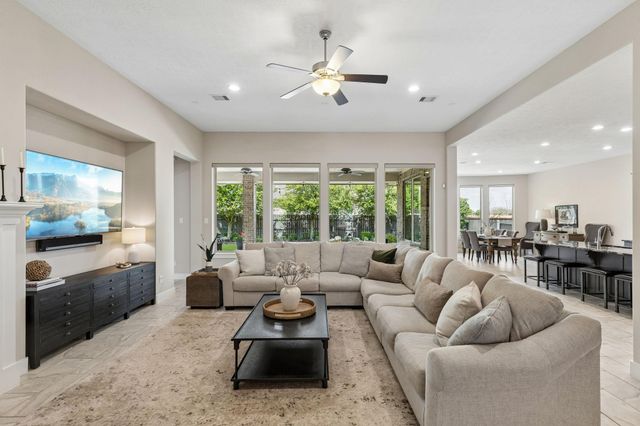 6514 Woodleaf Lake Loop, Katy, TX 77493