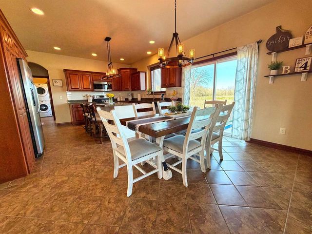1213 NATURE TRAIL DRIVE, Neenah, WI 54956