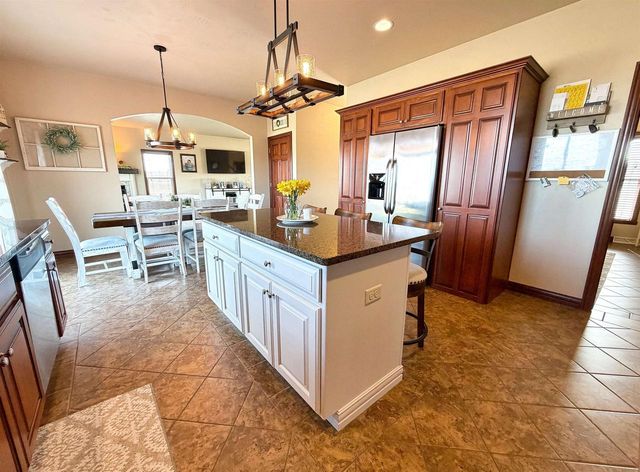1213 NATURE TRAIL DRIVE, Neenah, WI 54956