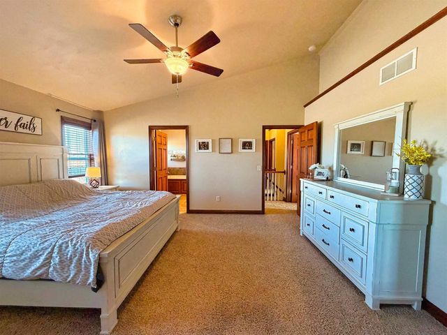 1213 NATURE TRAIL DRIVE, Neenah, WI 54956