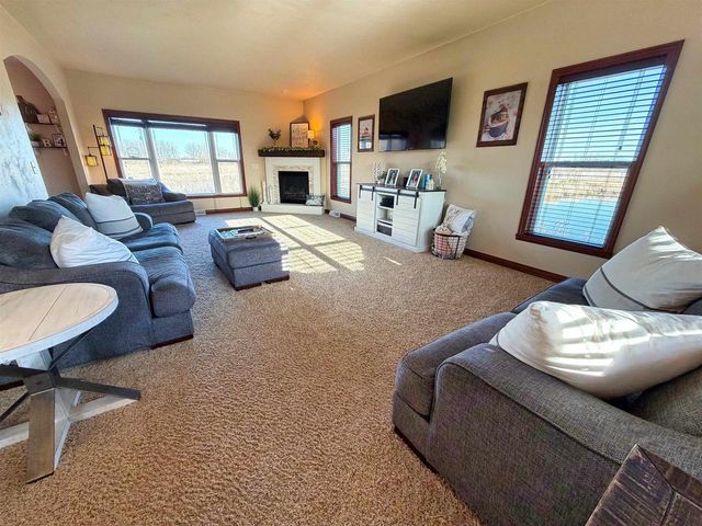 1213 NATURE TRAIL DRIVE, Neenah, WI 54956