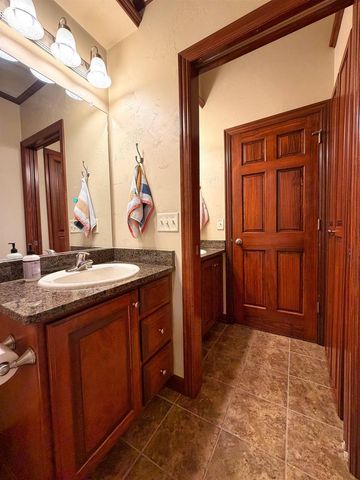 1213 NATURE TRAIL DRIVE, Neenah, WI 54956