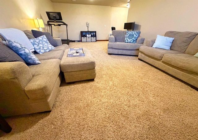1213 NATURE TRAIL DRIVE, Neenah, WI 54956