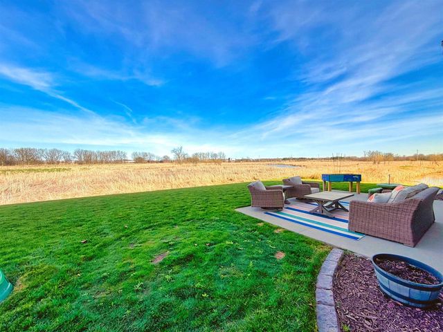 1213 NATURE TRAIL DRIVE, Neenah, WI 54956