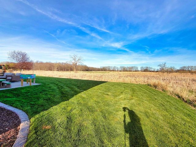 1213 NATURE TRAIL DRIVE, Neenah, WI 54956