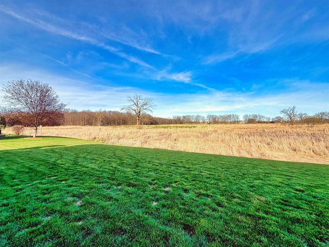 1213 NATURE TRAIL DRIVE, Neenah, WI 54956