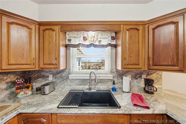 14860 N 253rd Street, Okmulgee, OK 74447