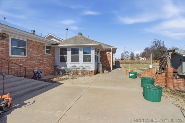 14860 N 253rd Street, Okmulgee, OK 74447
