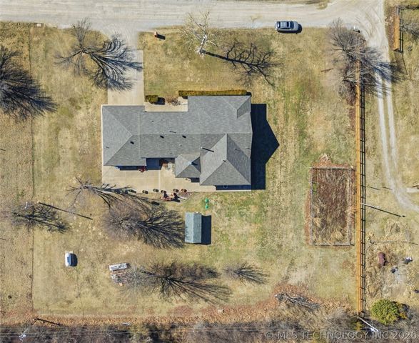 14860 N 253rd Street, Okmulgee, OK 74447