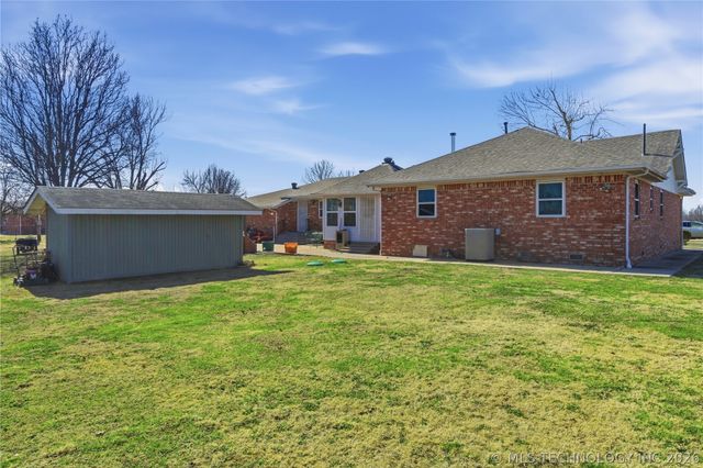 14860 N 253rd Street, Okmulgee, OK 74447
