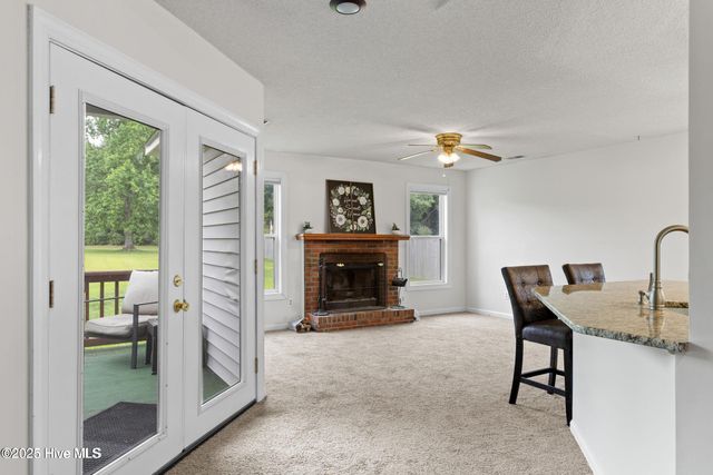 510 Greenfield Place, Sneads Ferry, NC 28460