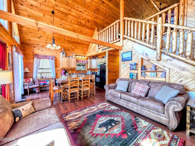 2010 Bird Ridge Road, Sevierville, TN 37876