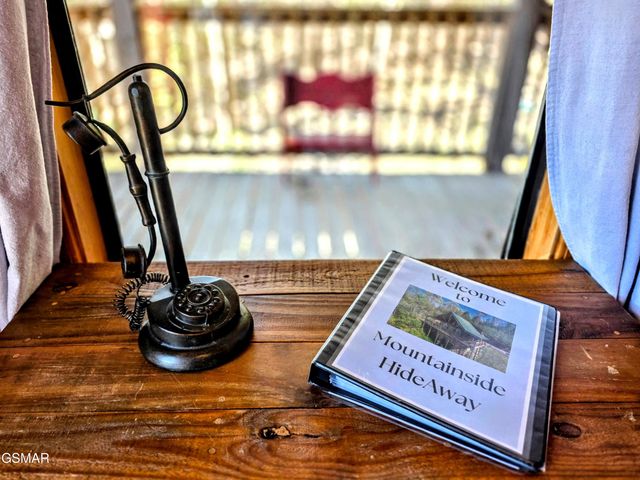 2010 Bird Ridge Road, Sevierville, TN 37876