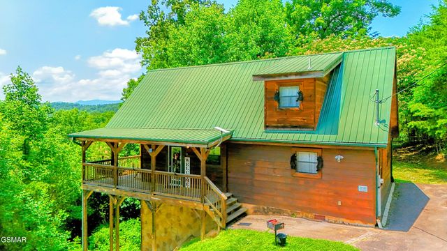 2010 Bird Ridge Road, Sevierville, TN 37876
