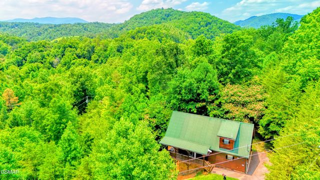 2010 Bird Ridge Road, Sevierville, TN 37876