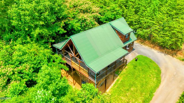 2010 Bird Ridge Road, Sevierville, TN 37876
