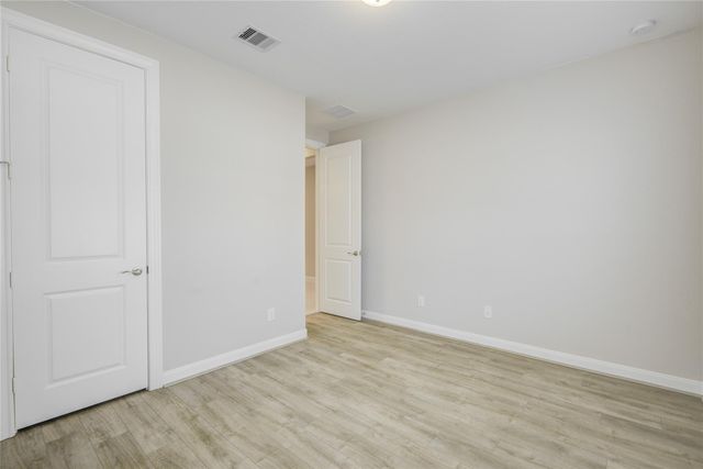 2618 Summer Indigo Trail, Pearland, TX 77089