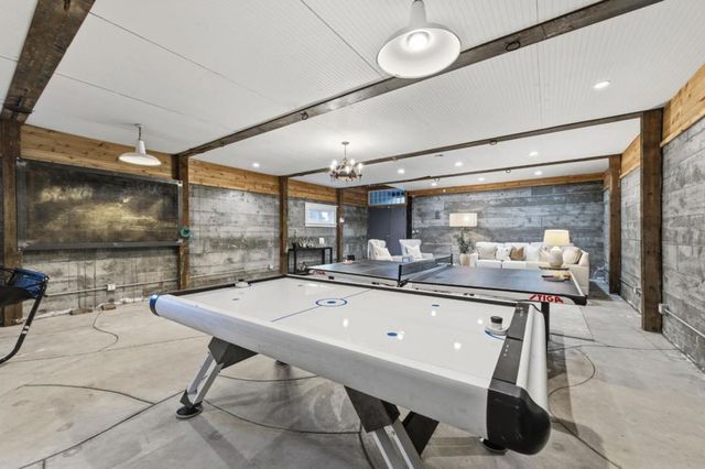 1353 Edgewood Road, Redwood City, CA 94062