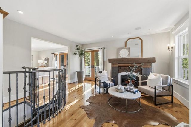 1353 Edgewood Road, Redwood City, CA 94062