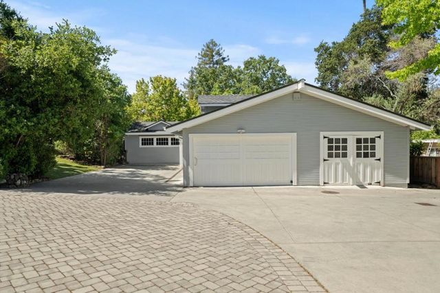 1353 Edgewood Road, Redwood City, CA 94062