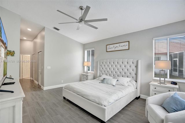 8795 NW 76th Pl, Tamarac, FL 33321