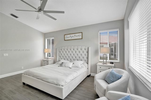 8795 NW 76th Pl, Tamarac, FL 33321