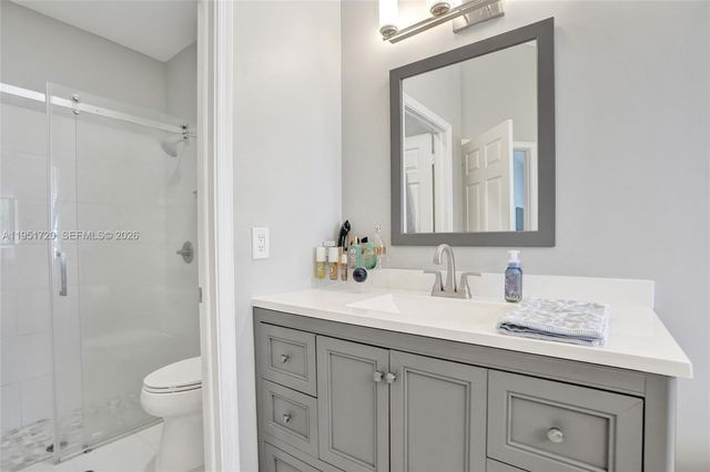 8795 NW 76th Pl, Tamarac, FL 33321