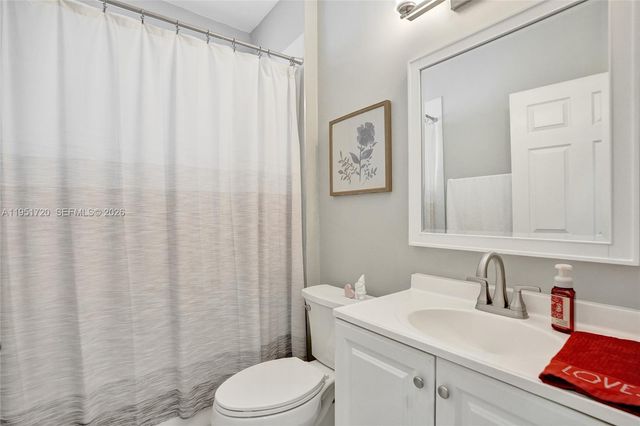 8795 NW 76th Pl, Tamarac, FL 33321