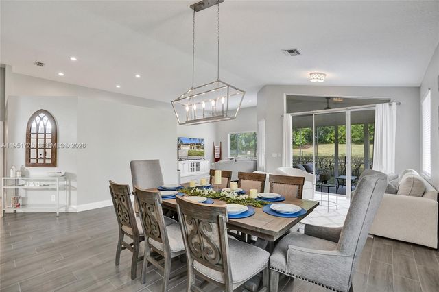 8795 NW 76th Pl, Tamarac, FL 33321