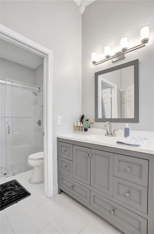 8795 NW 76th Pl, Tamarac, FL 33321