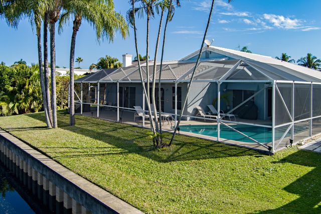 7017 NW 3rd Avenue SE, Boca Raton, FL 33487