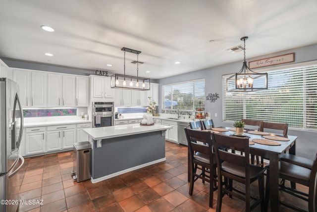 11906 N Mesquite Hollow Drive, Oro Valley, AZ 85737