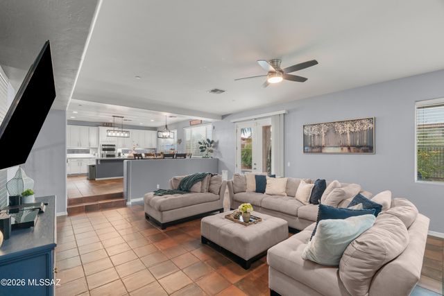 11906 N Mesquite Hollow Drive, Oro Valley, AZ 85737