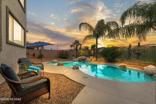 11906 N Mesquite Hollow Drive, Oro Valley, AZ 85737