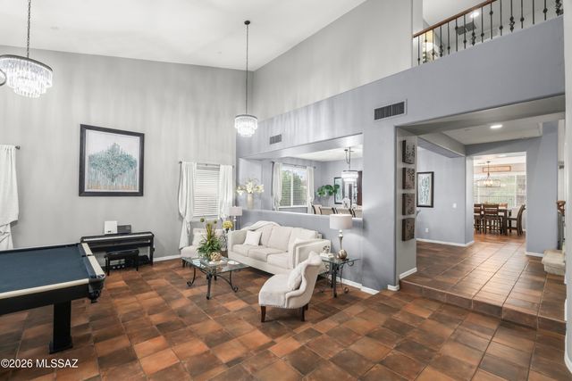 11906 N Mesquite Hollow Drive, Oro Valley, AZ 85737