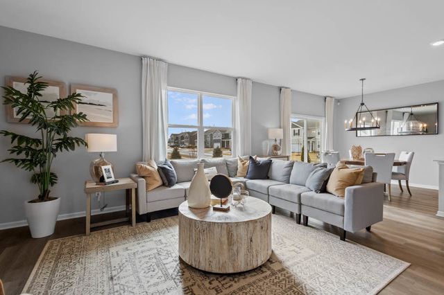 501 Autumn Moor Trail, Hampshire, IL 60140