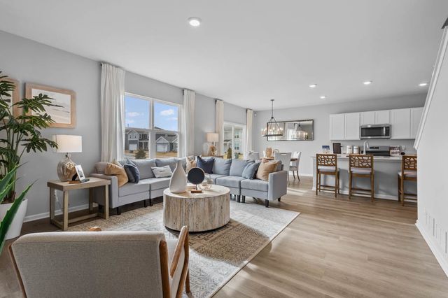 501 Autumn Moor Trail, Hampshire, IL 60140