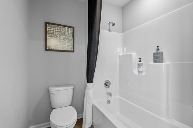 501 Autumn Moor Trail, Hampshire, IL 60140