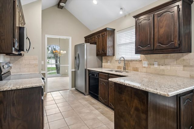 2201 Pendleton Lane, Flower Mound, TX 75028